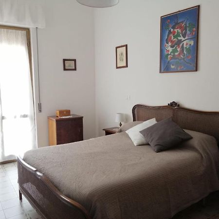 La Casa Di Gb Apartment Pieve di Teco Bagian luar foto
