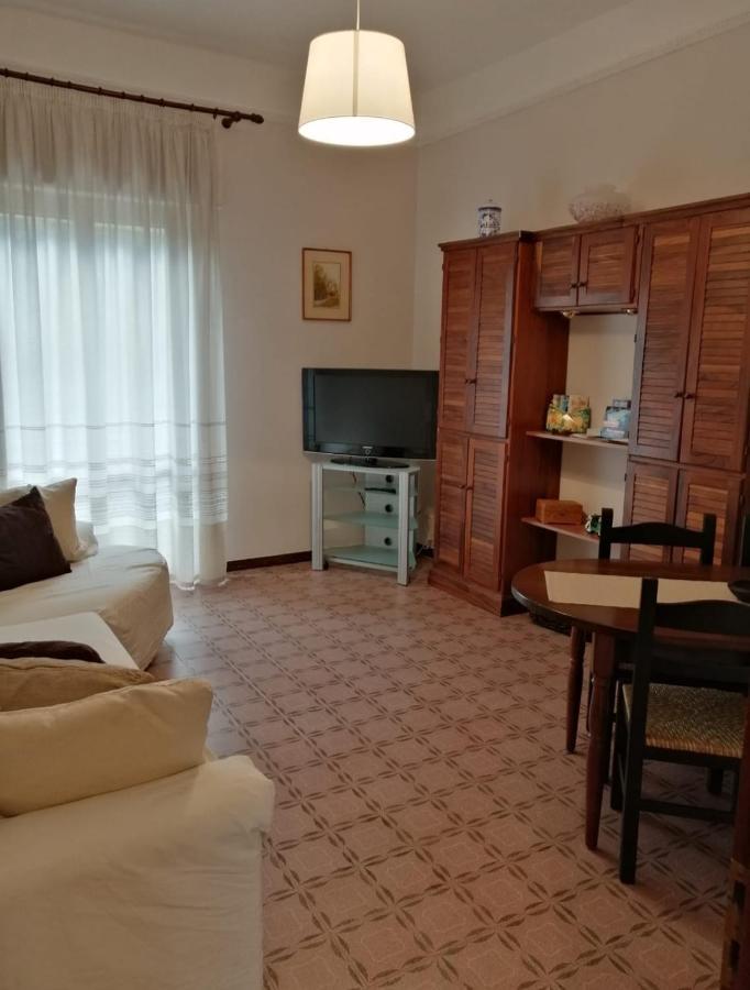 La Casa Di Gb Apartment Pieve di Teco Bagian luar foto